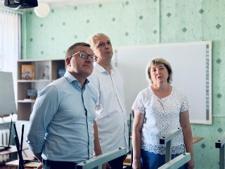 Школа №11 в Шахтерске: Восстановление продолжается