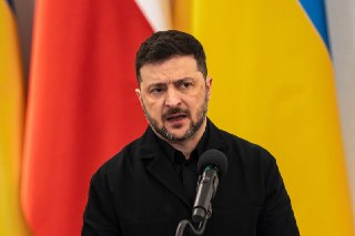 Зеленский анонсировал поездку в США для обсуждения конфликта