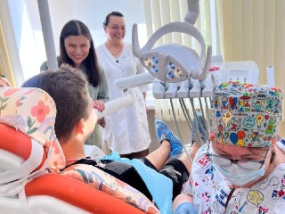 Донецк получает современное стоматологическое оборудование